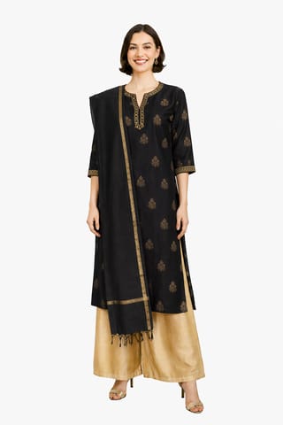 K45 CHANDERI SILK LEAF BLACK&GOLD W/STOLE RS 3/4 ST - MOTIF2